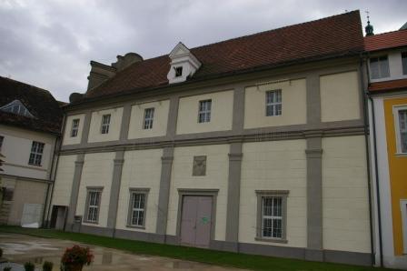 Dwór Biskupi